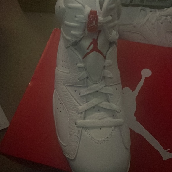 Air Jordan 6 white/red “Oreo” - Picture 2 of 3